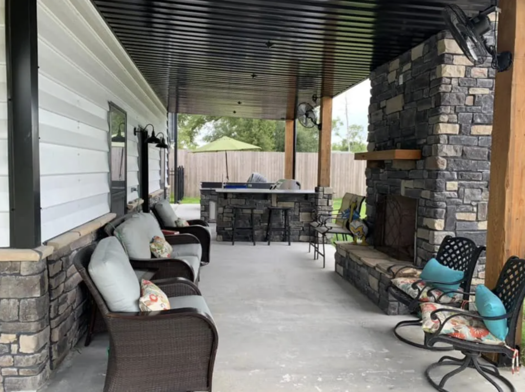 barndominium outdoor living
